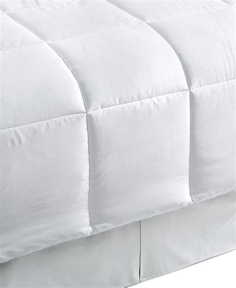 tommy hilfiger down alternative comforter.